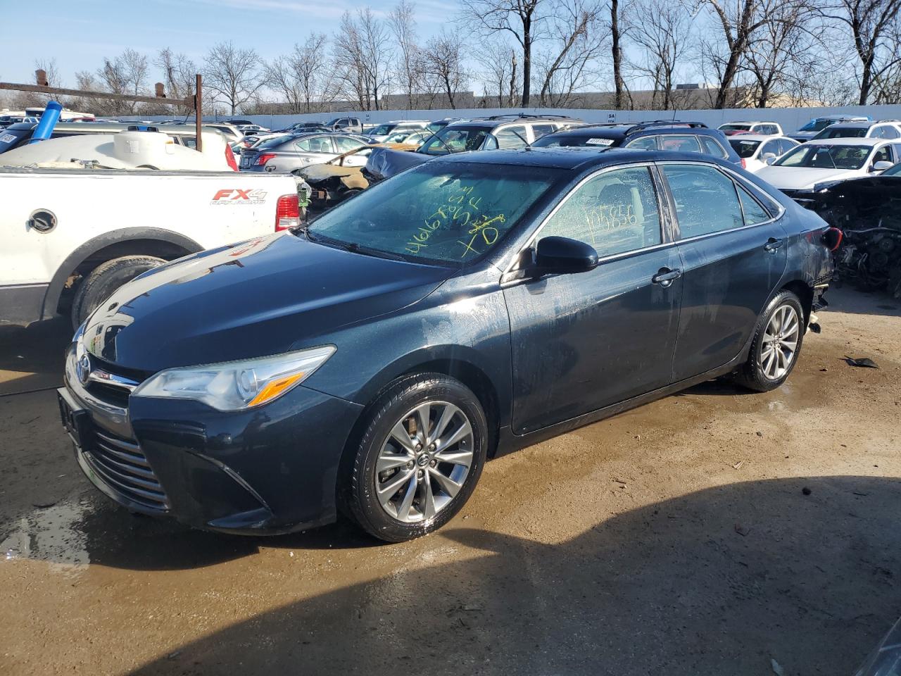 2015 Toyota Camry le
