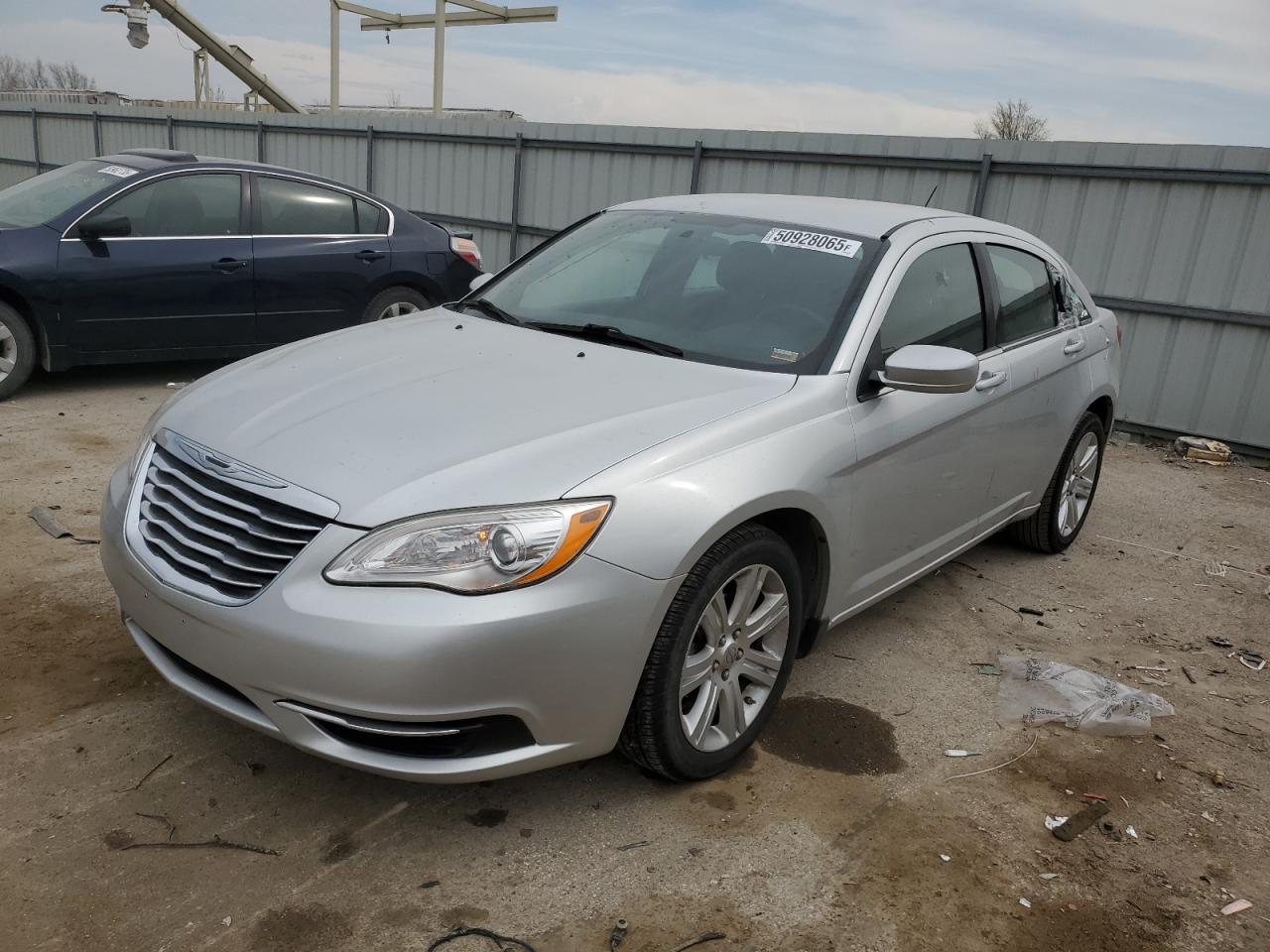 2012 Chrysler 200 touring