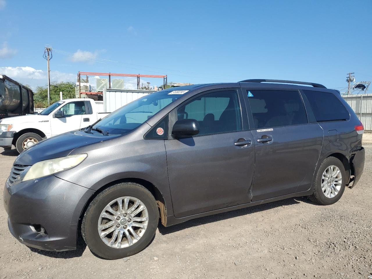 2012 Toyota Sienna xle