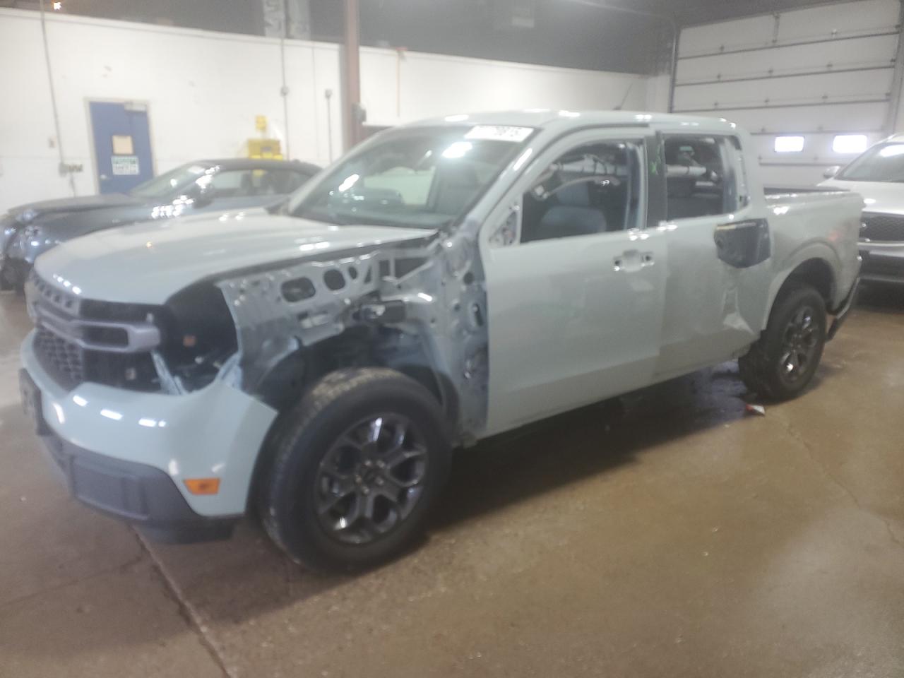 2024 Ford Maverick x