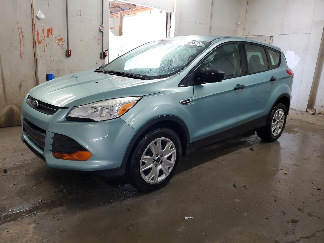 2013 Ford Escape s
