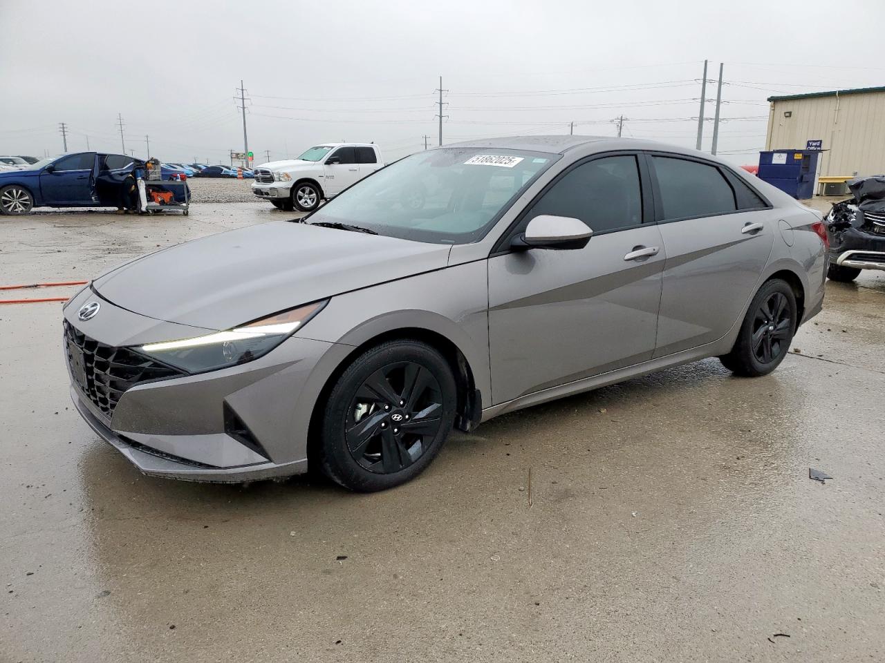 2023 Hyundai Elantra se