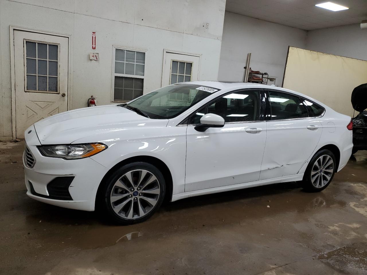 2020 Ford Fusion se