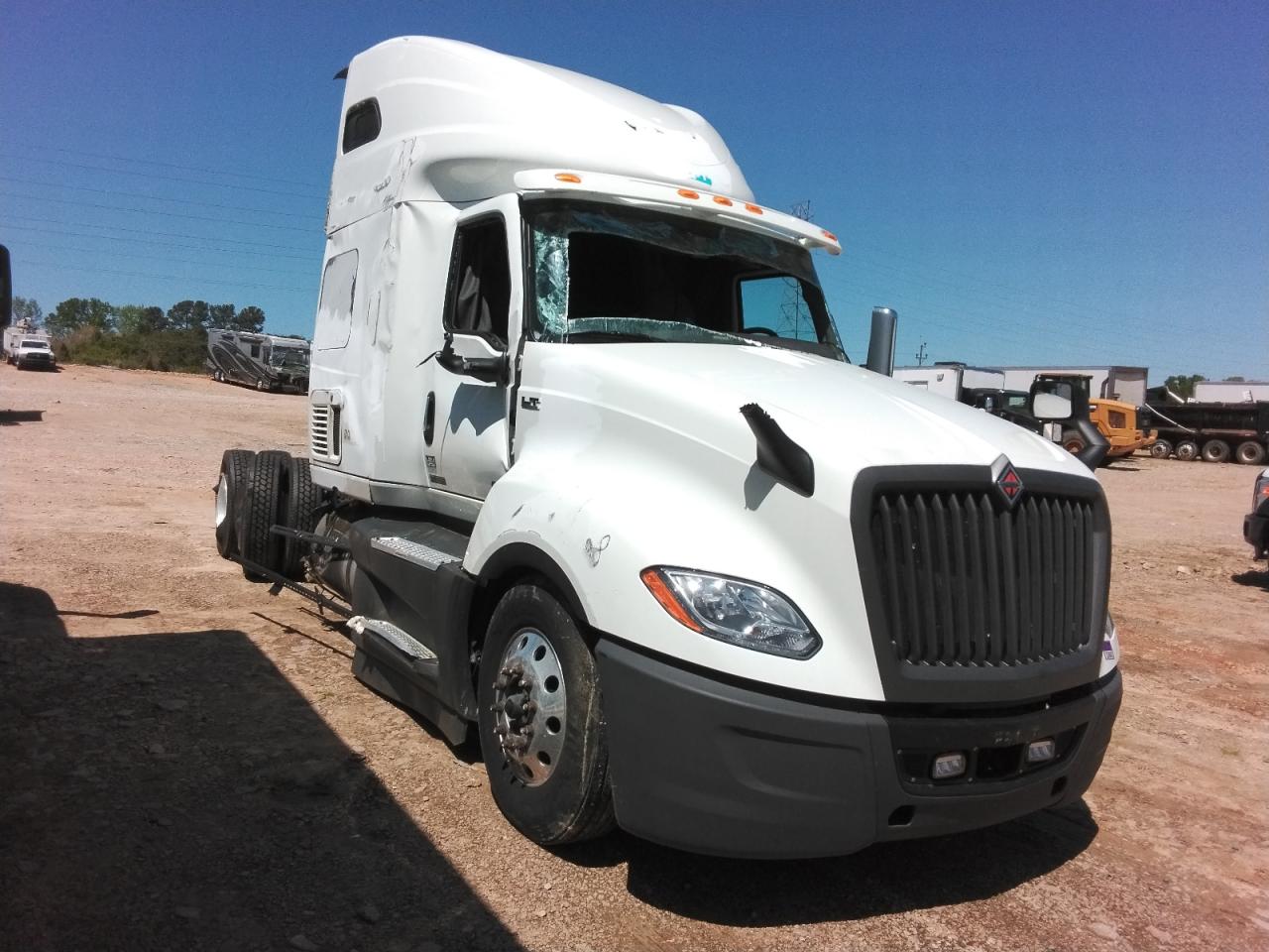 2024 International Lt625