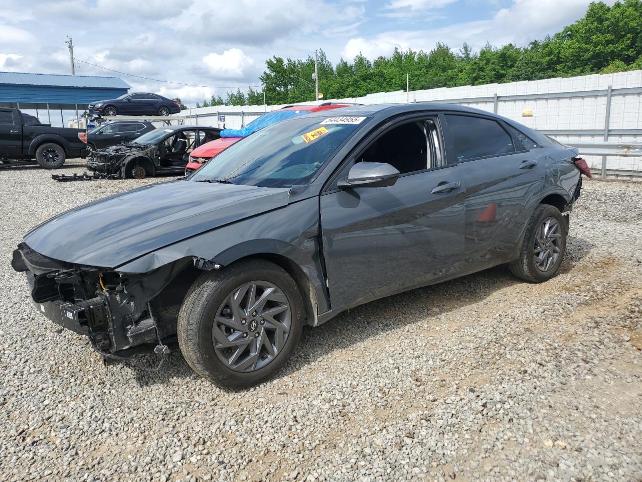 2024 Hyundai Elantra se