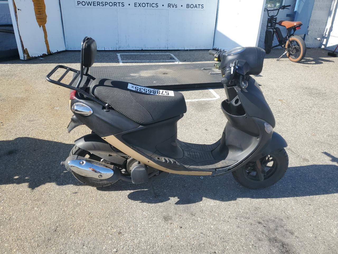 2022 Genuine scooter co. Buddy 125