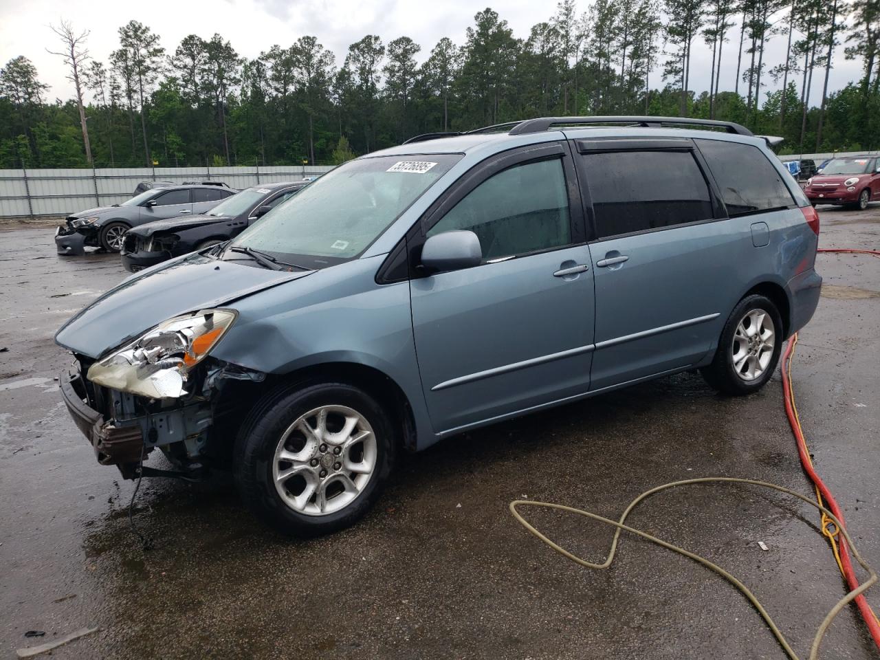 2004 Toyota Sienna xle