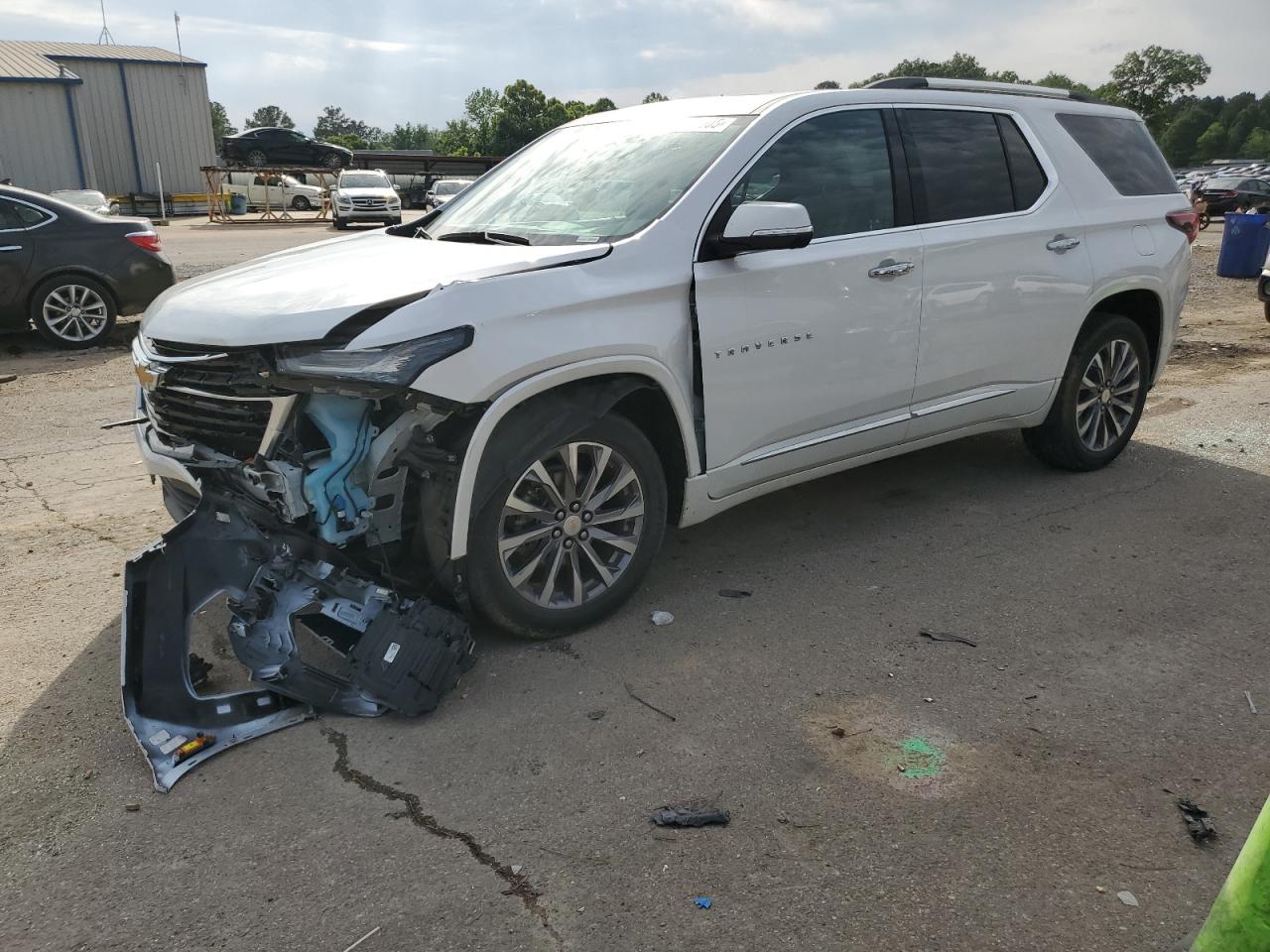 2022 Chevrolet Traverse p