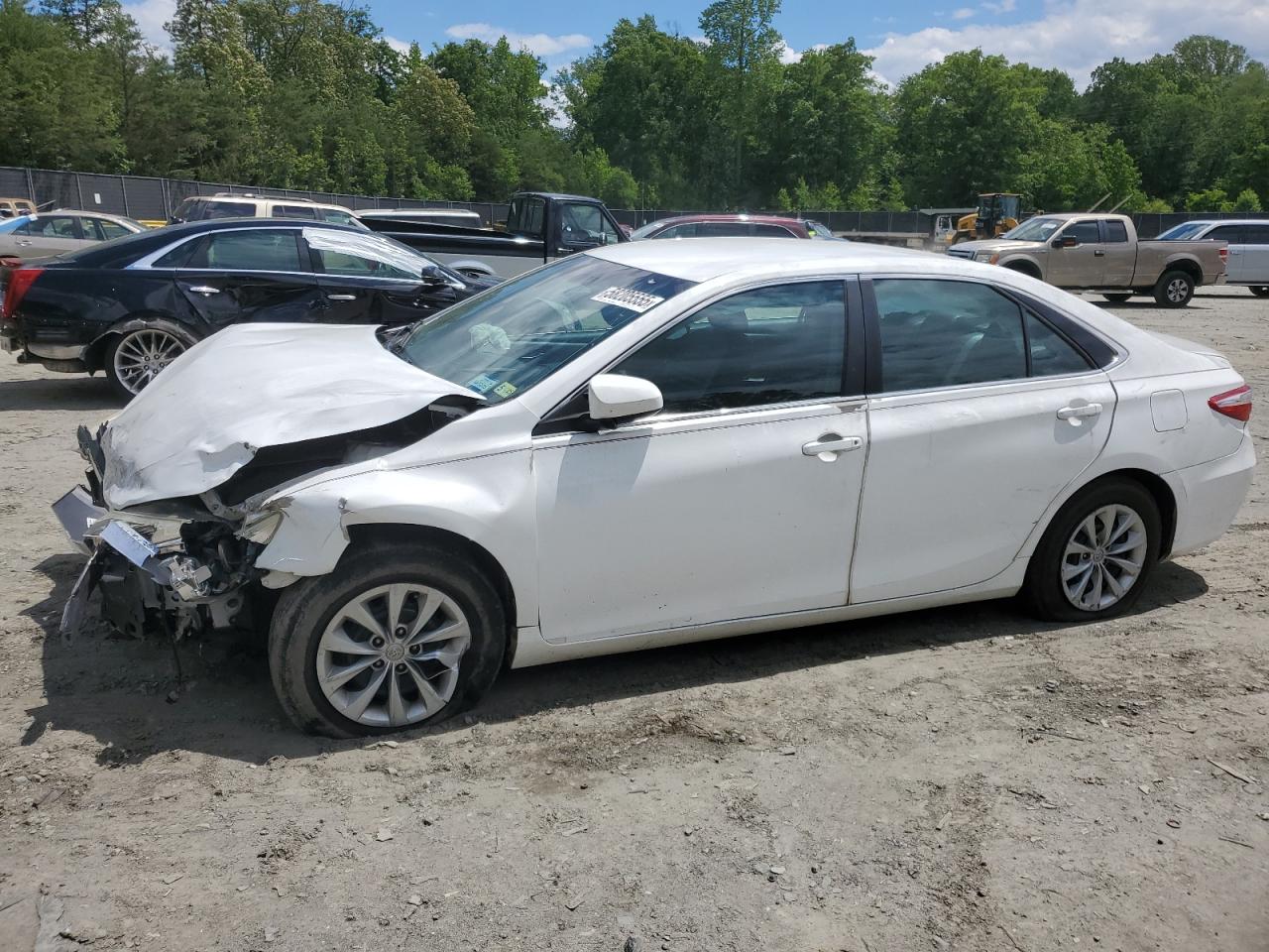 2015 Toyota Camry le