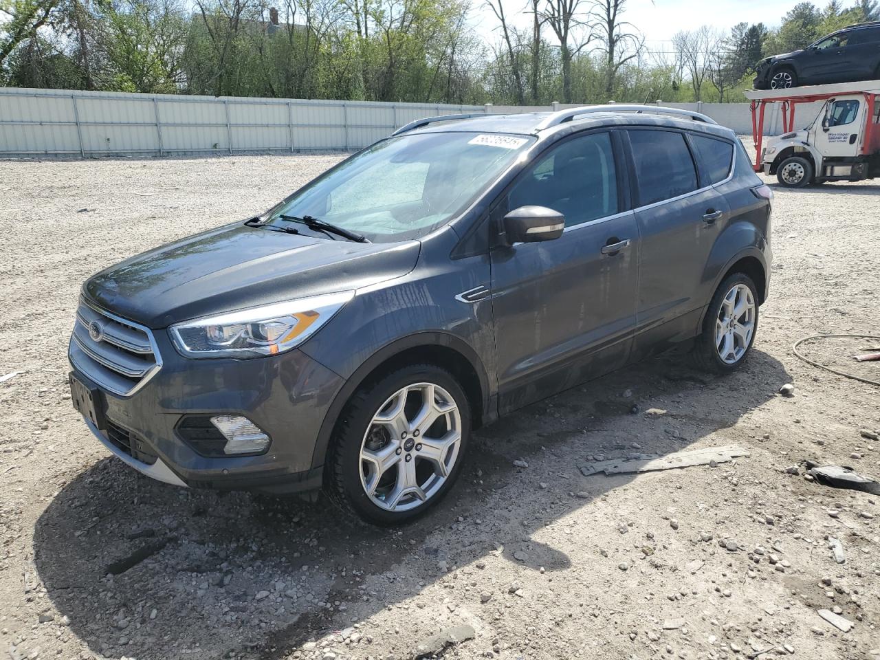 2018 Ford Escape tit