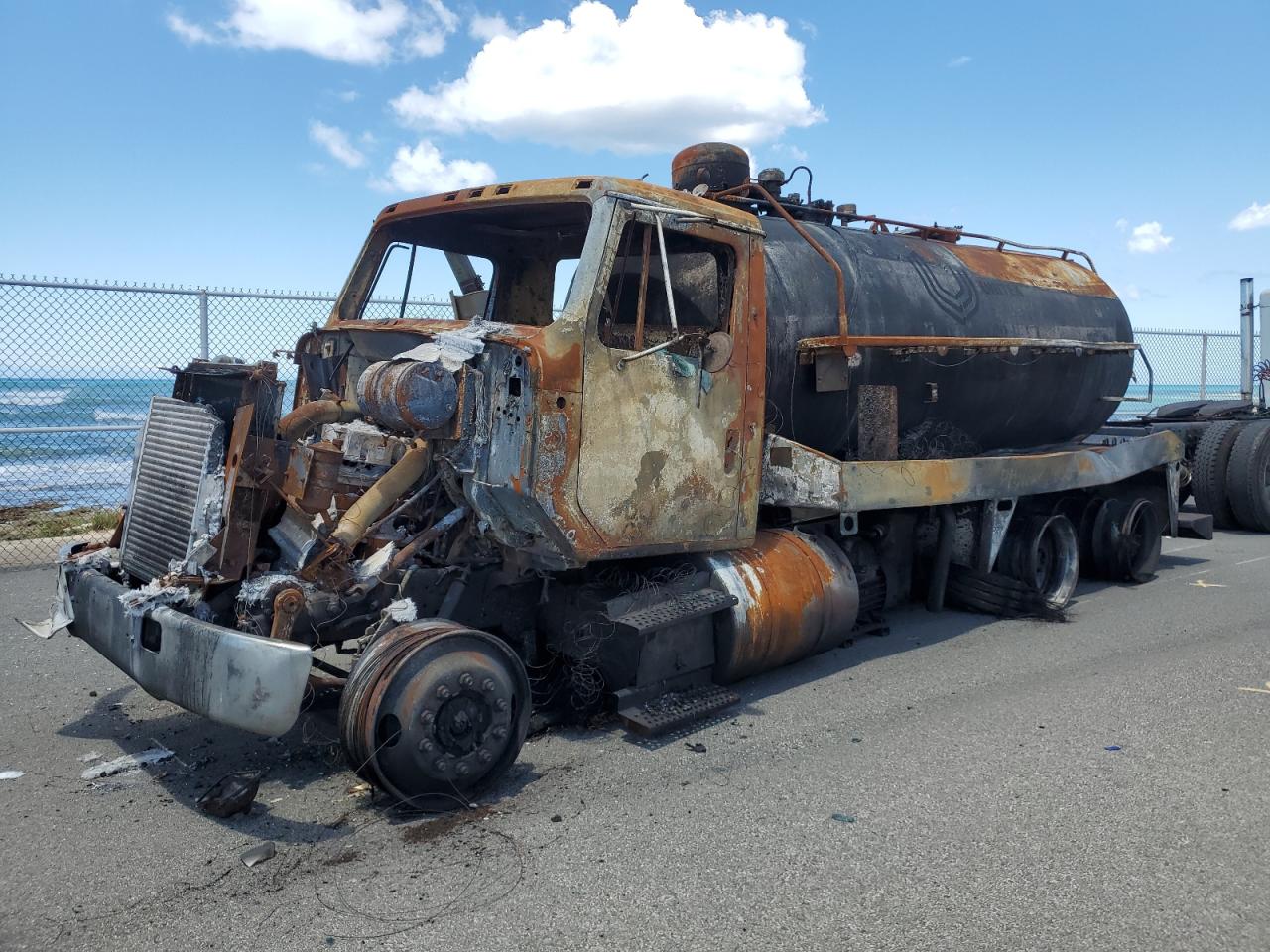 1993 International 8000 8100 8100