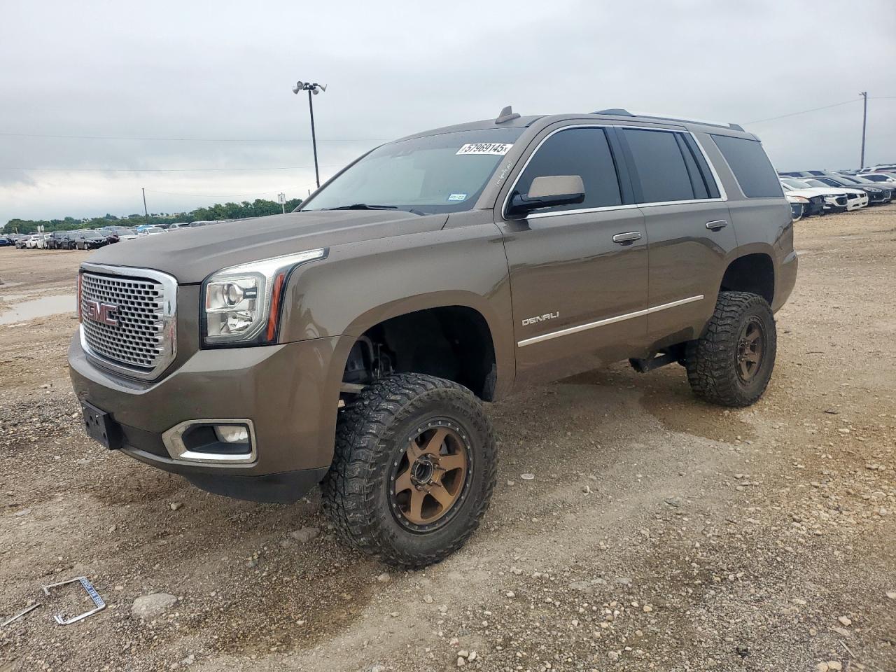 Gmc Yukon dena