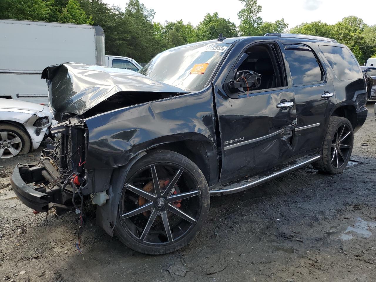 2011 Gmc Yukon dena