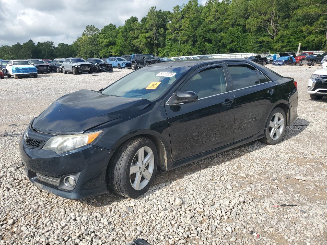 Toyota Camry base
