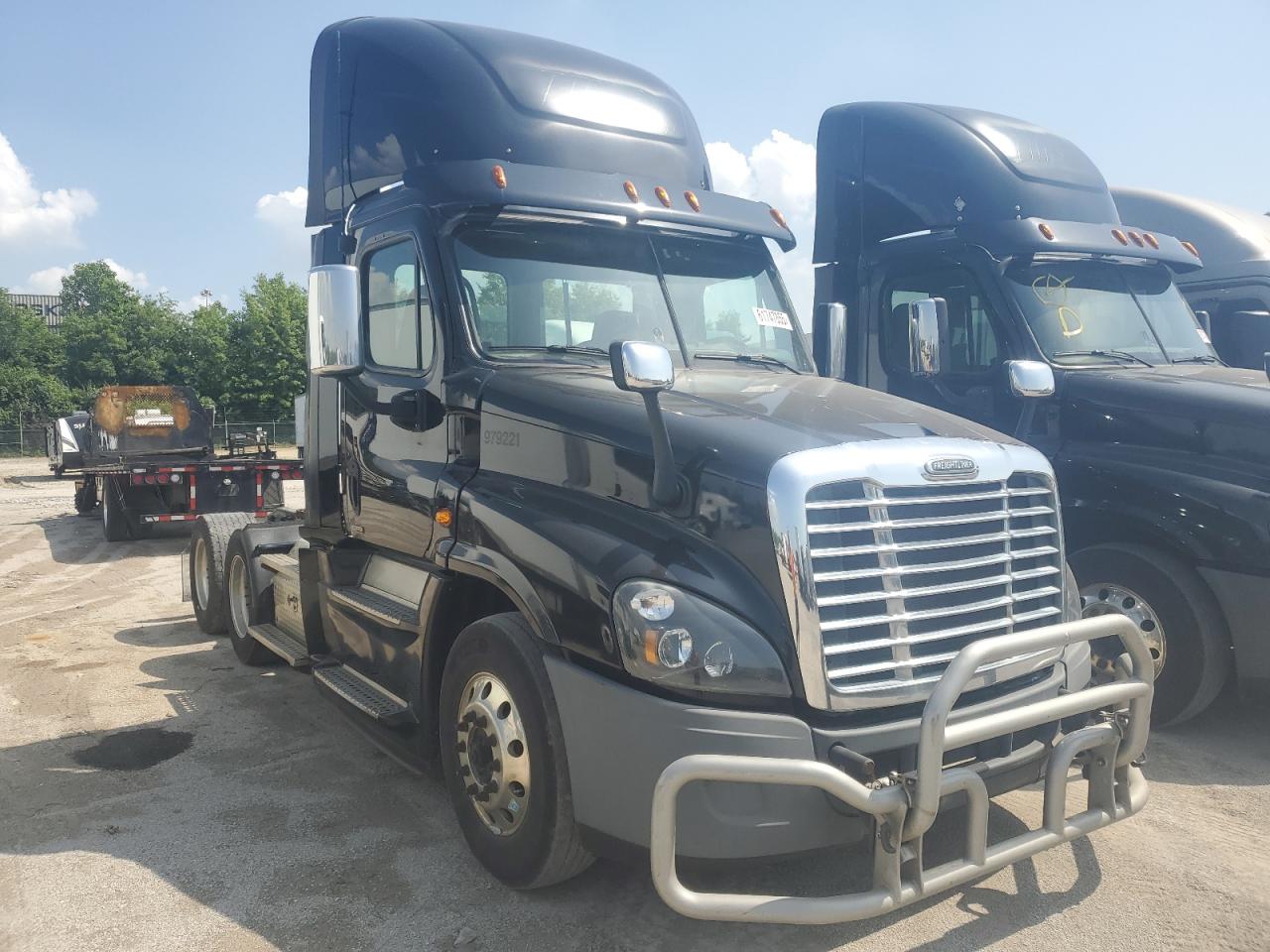 2017 Freightliner Cascadia 1