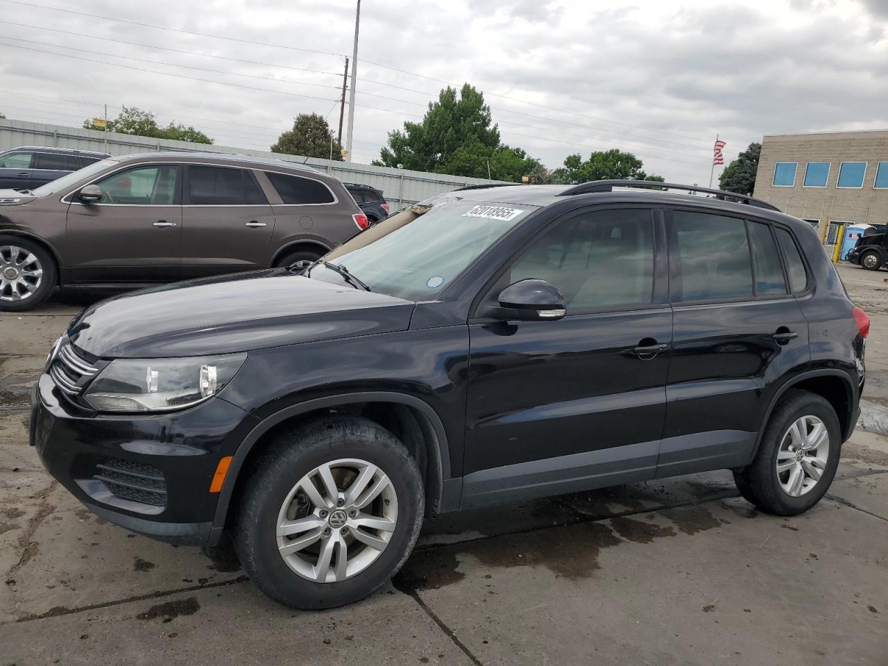 2016 Volkswagen Tiguan s
