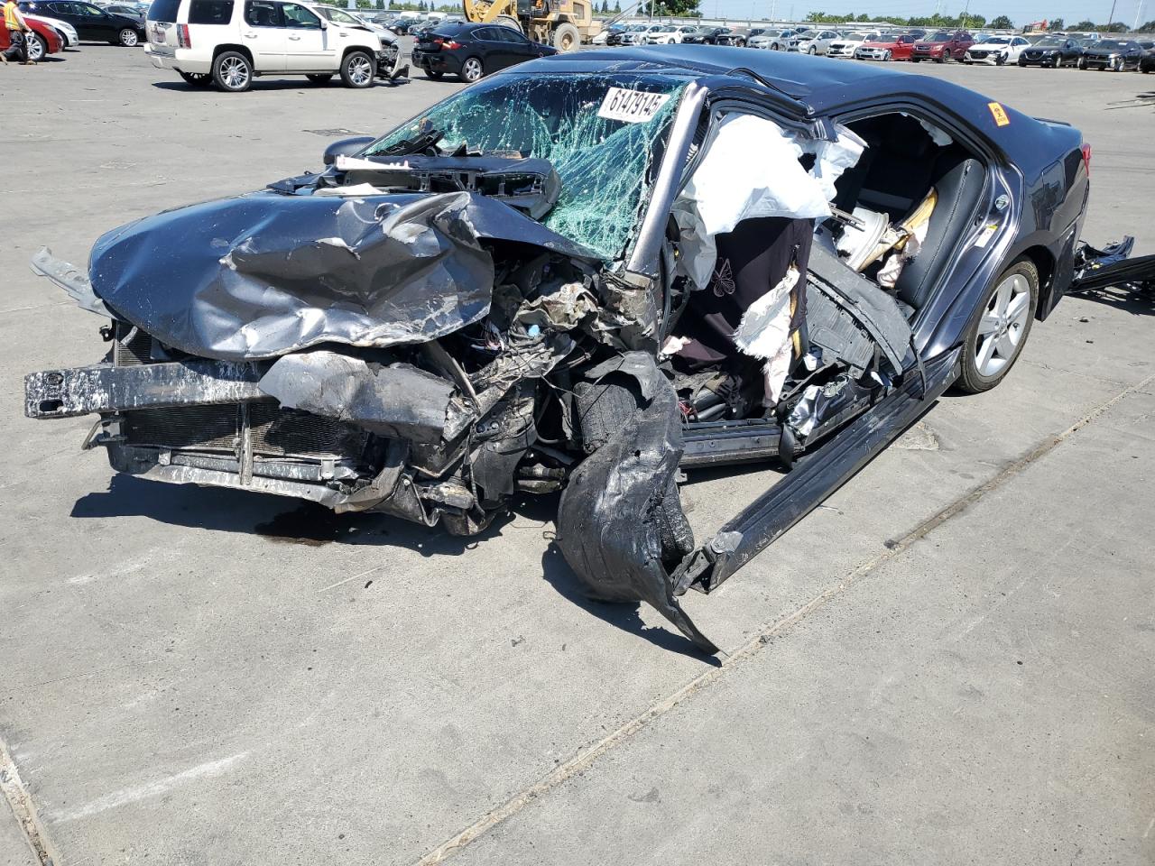 2014 Toyota Camry l