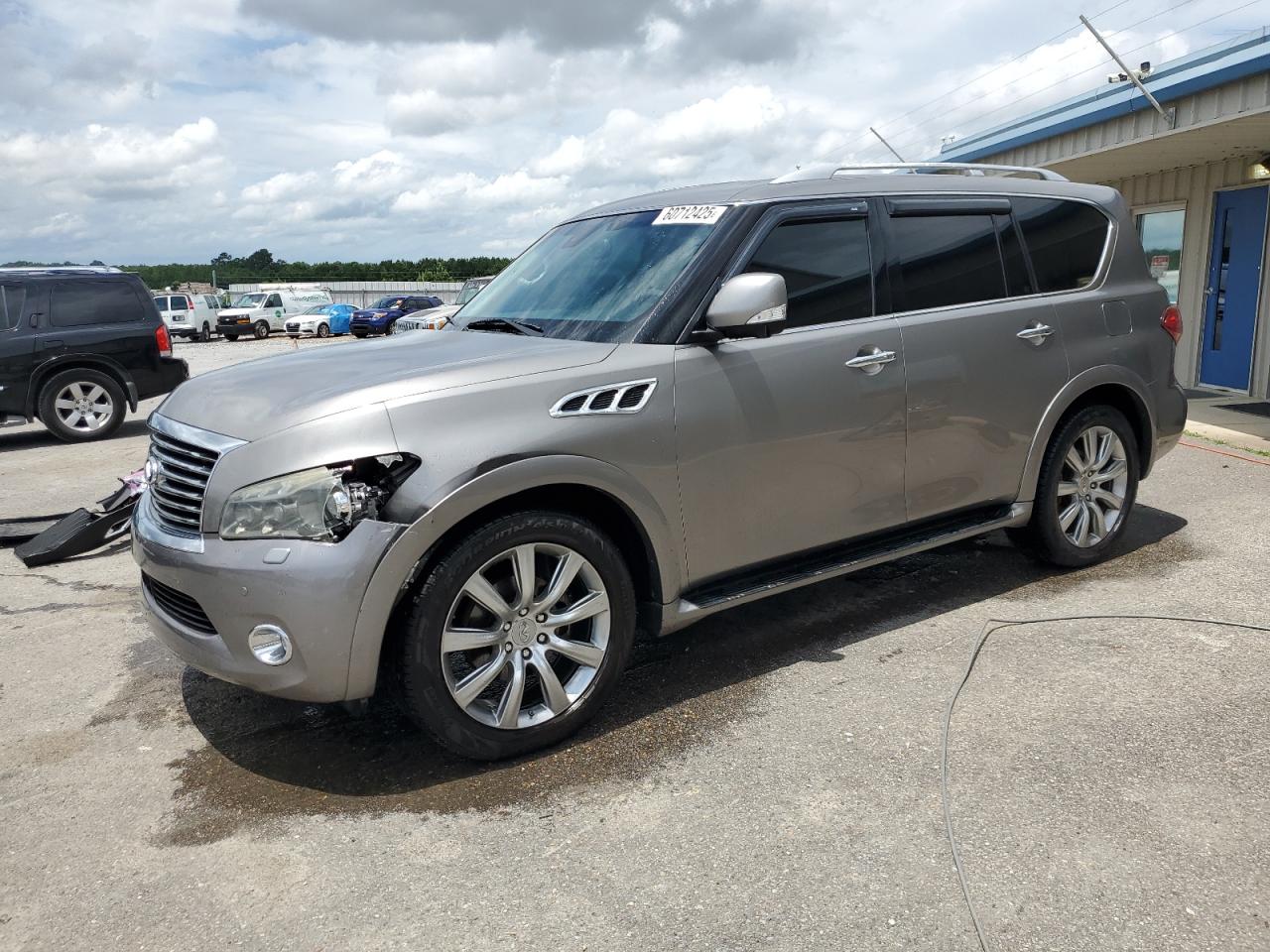 2012 Infiniti Qx56