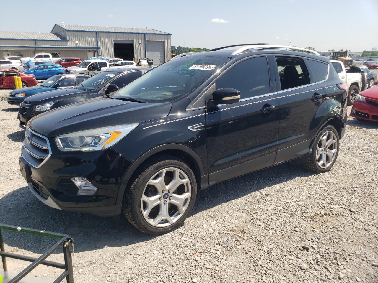 2017 Ford Escape tit