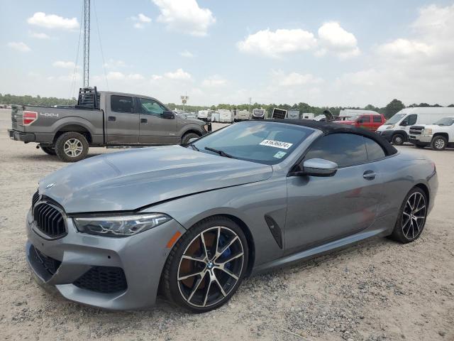 2022 BMW M8