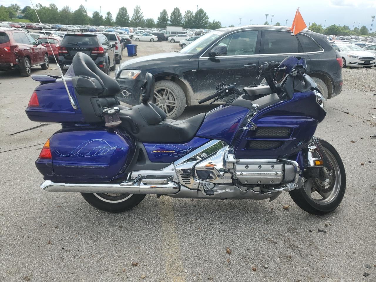 2002 Honda Gl1800 a