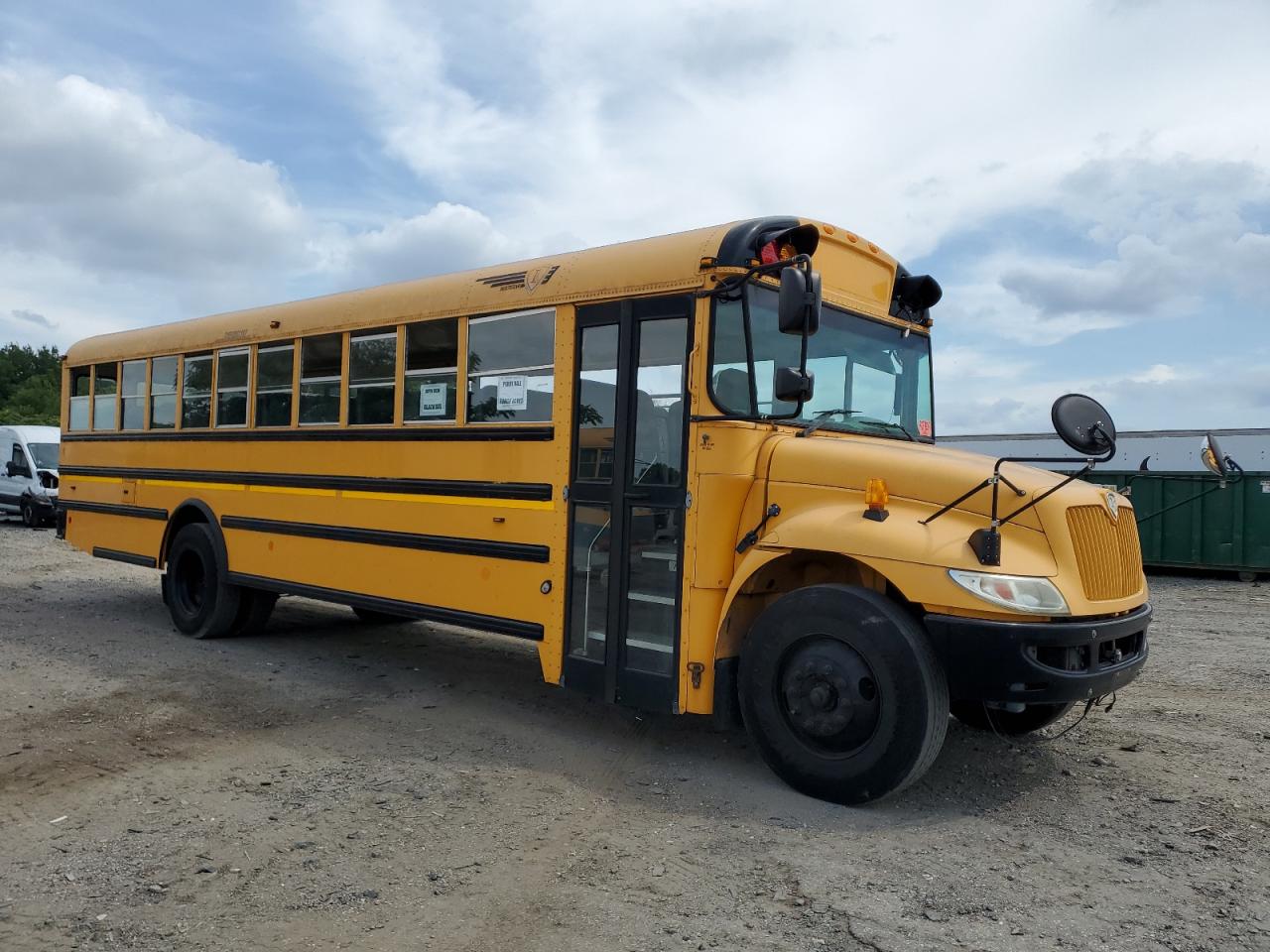 2014 Ic corporation 3000 ce