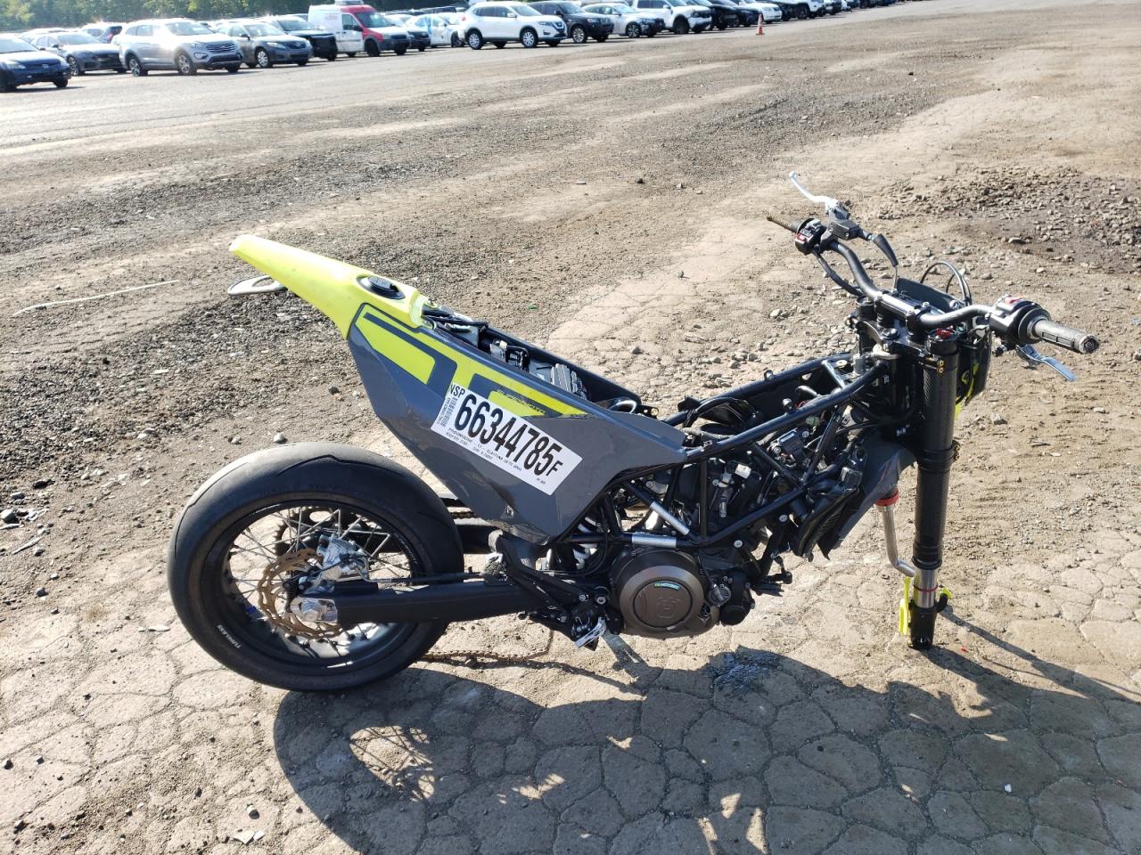 2023 Husqvarna Supermoto 701