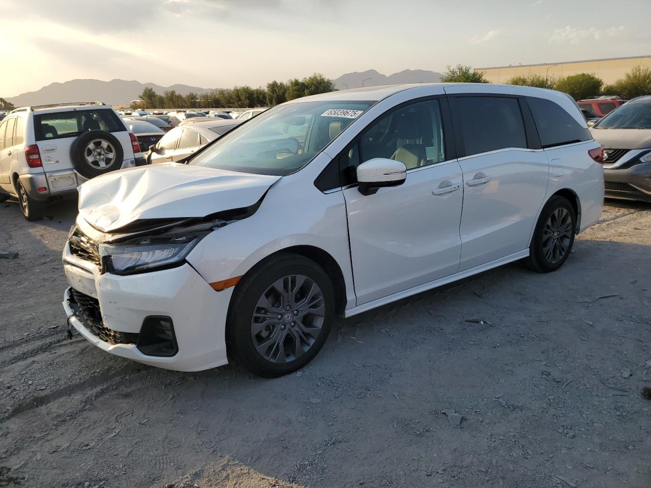 2025 Honda Odyssey touring