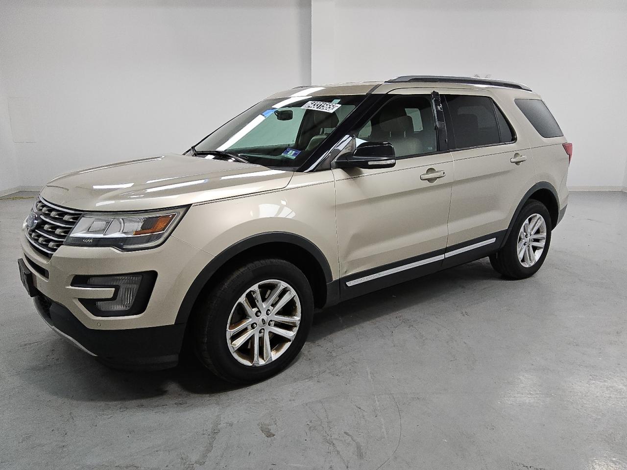 2017 Ford Explorer x XLT