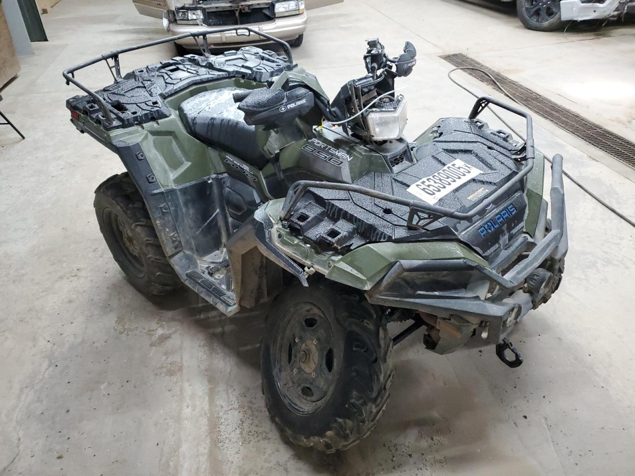Pola Sportsman 850