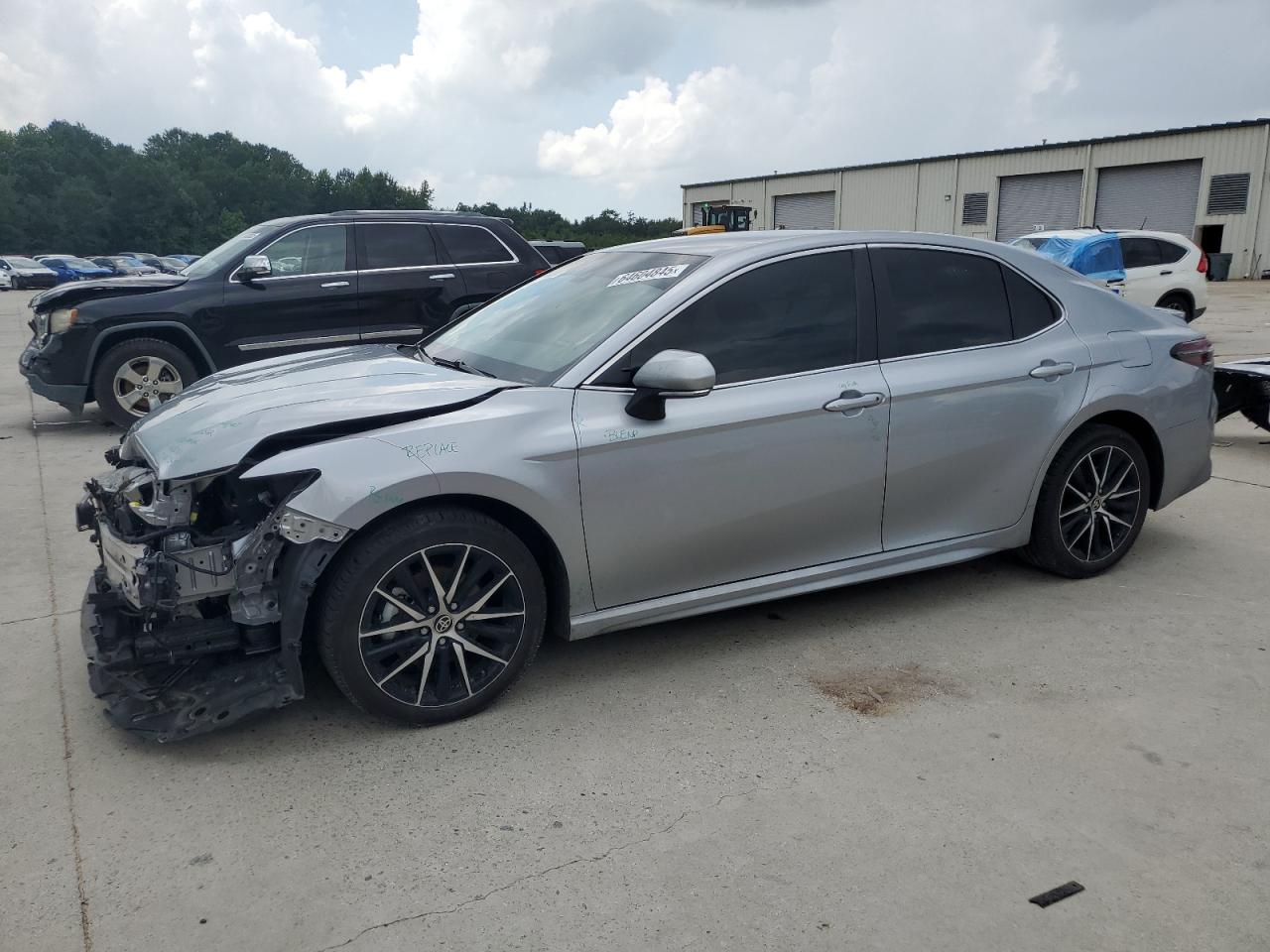 2023 Toyota Camry se night shade