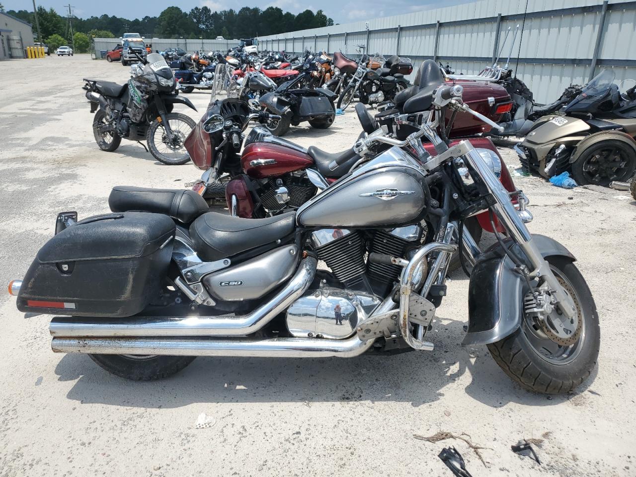 2005 Suzuki C90