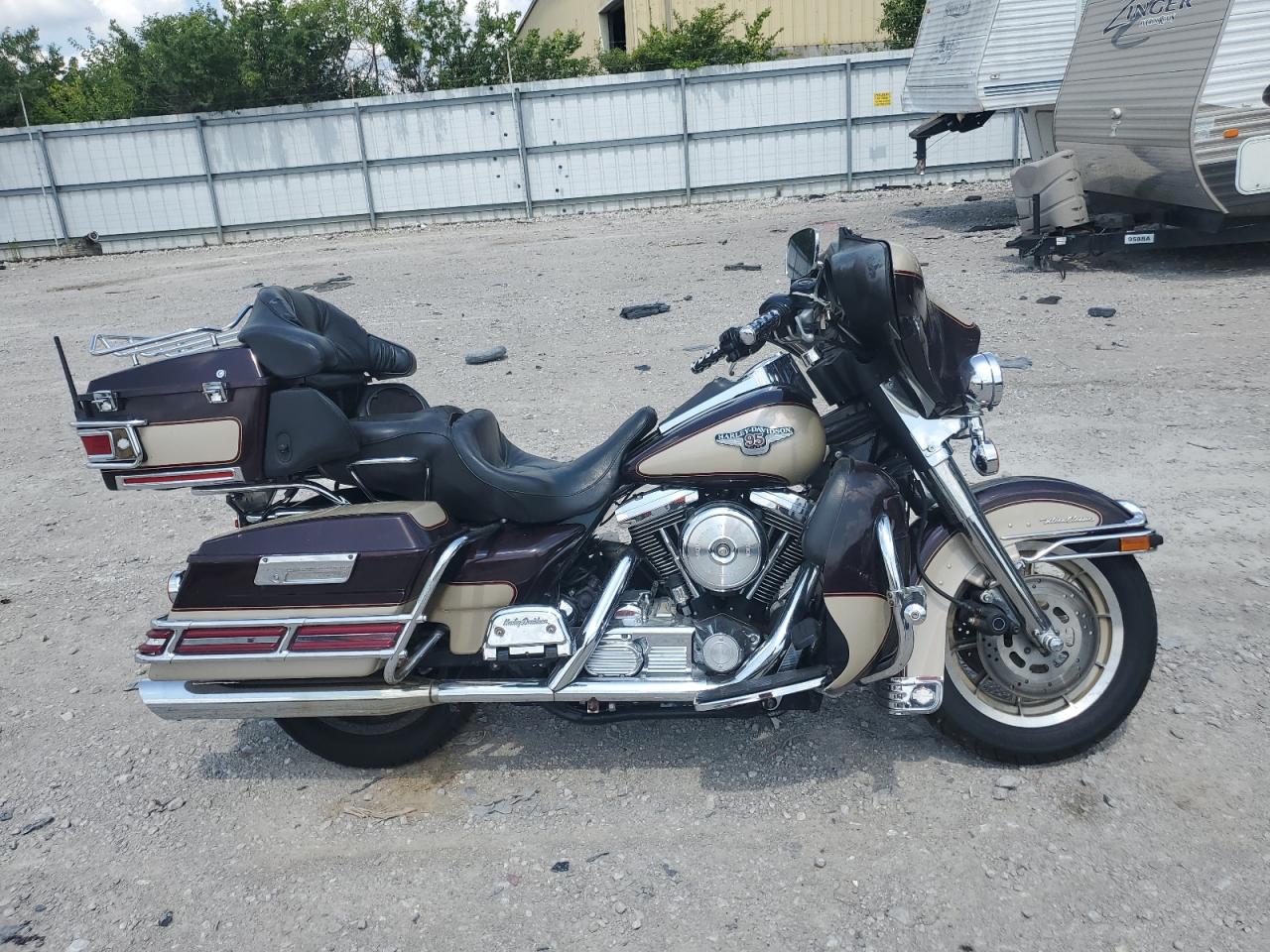 Harley-davidson Flhtcui anniversary
