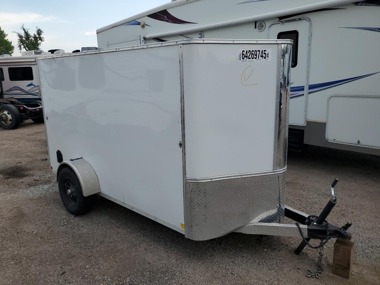 R & m trailer mfg. i 5x10 enclosed cargo
