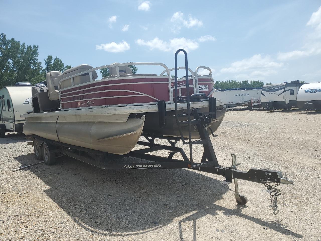 2020 Sun tracker Boat