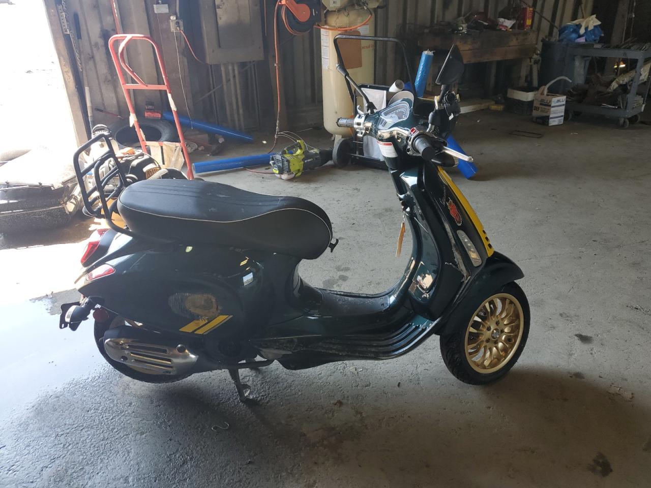 2022 Vespa Primavera