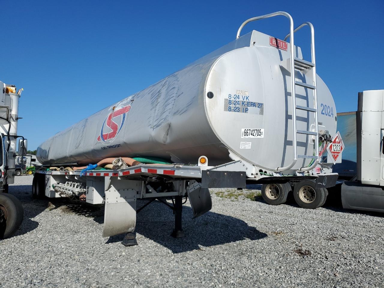 2014 Heil Tanker