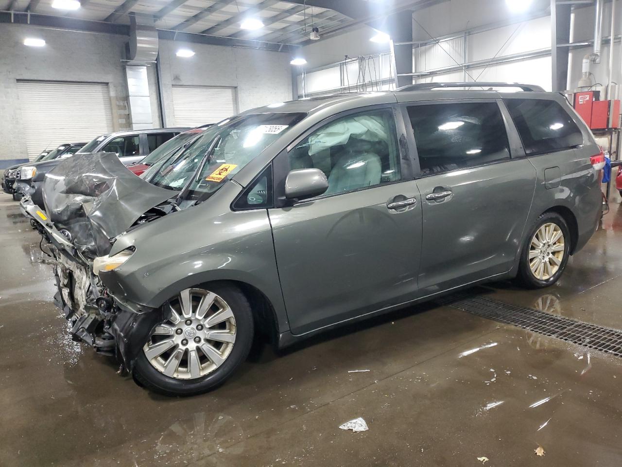 2011 Toyota Sienna xle