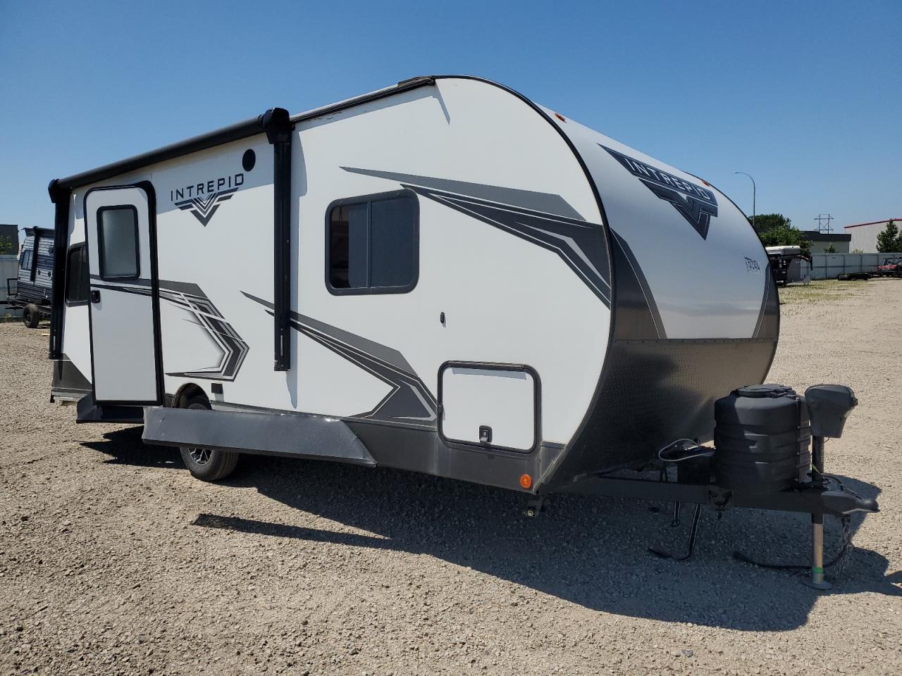 Rvr Bt trailer