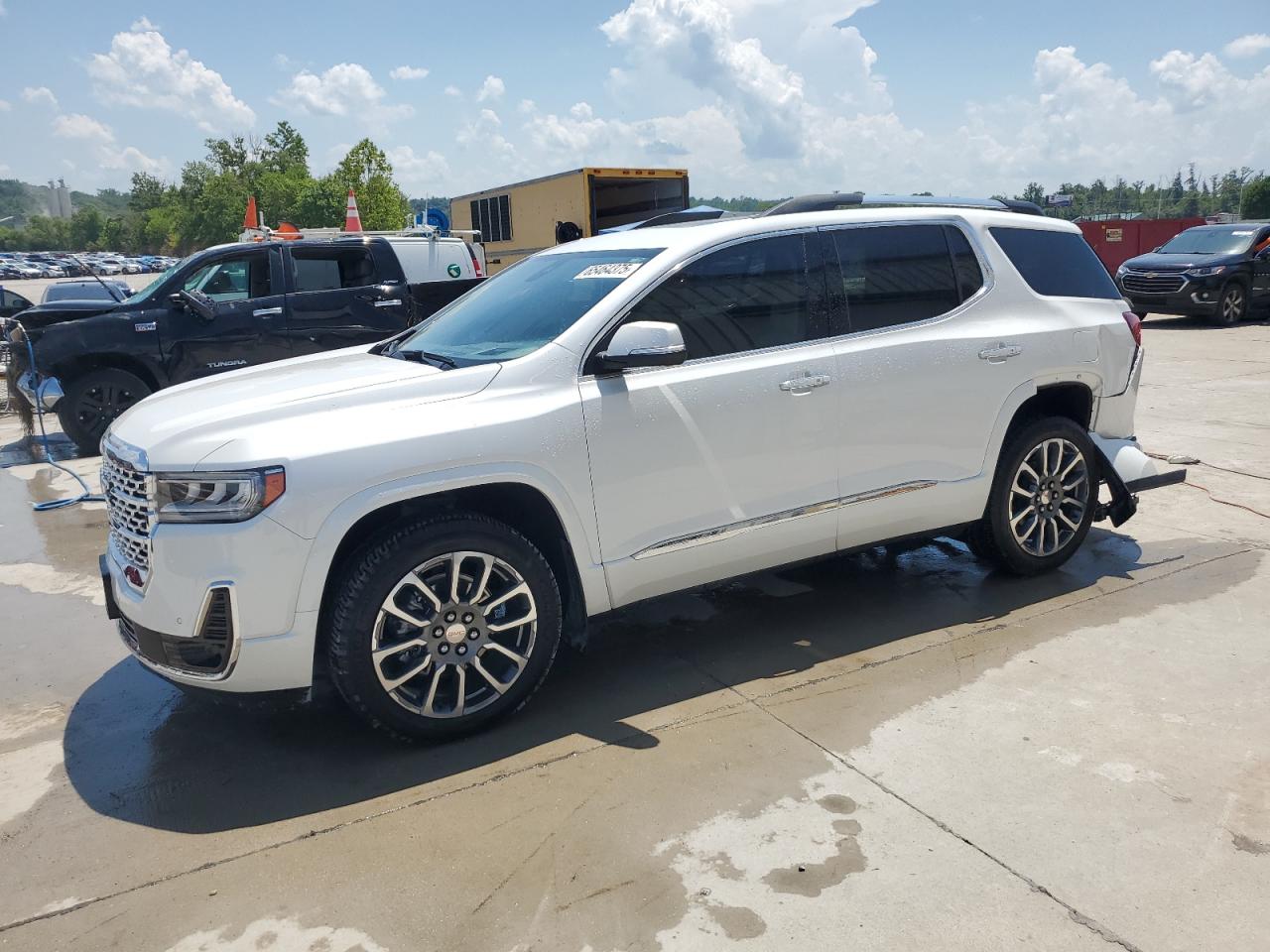 2022 Gmc Acadia den