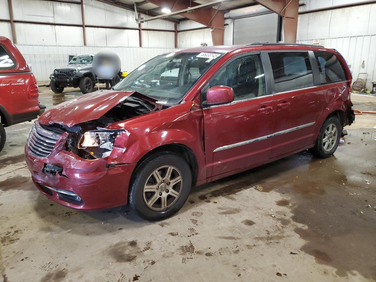 2011 Chrysler Town & cou