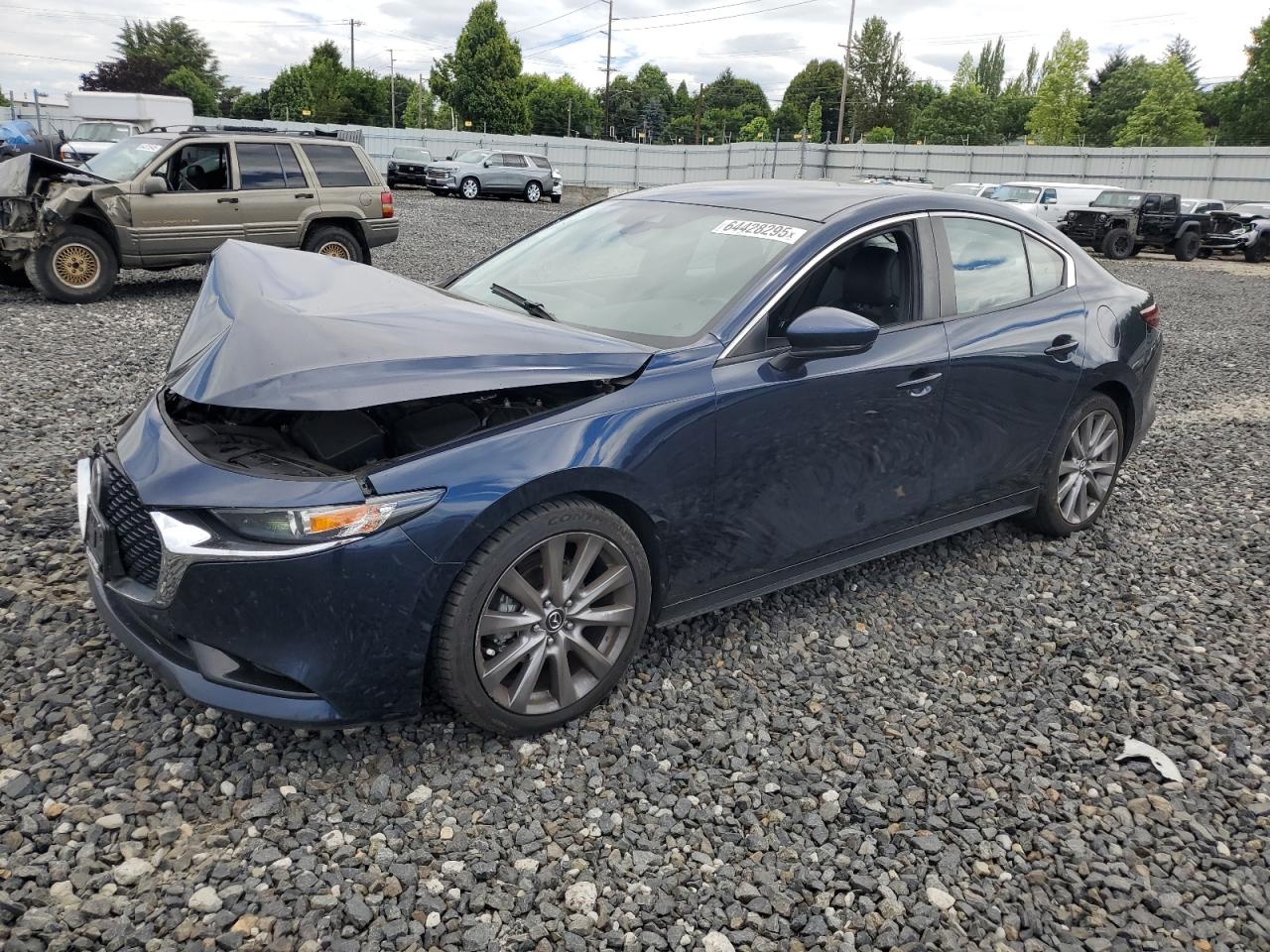 Mazda 3 select