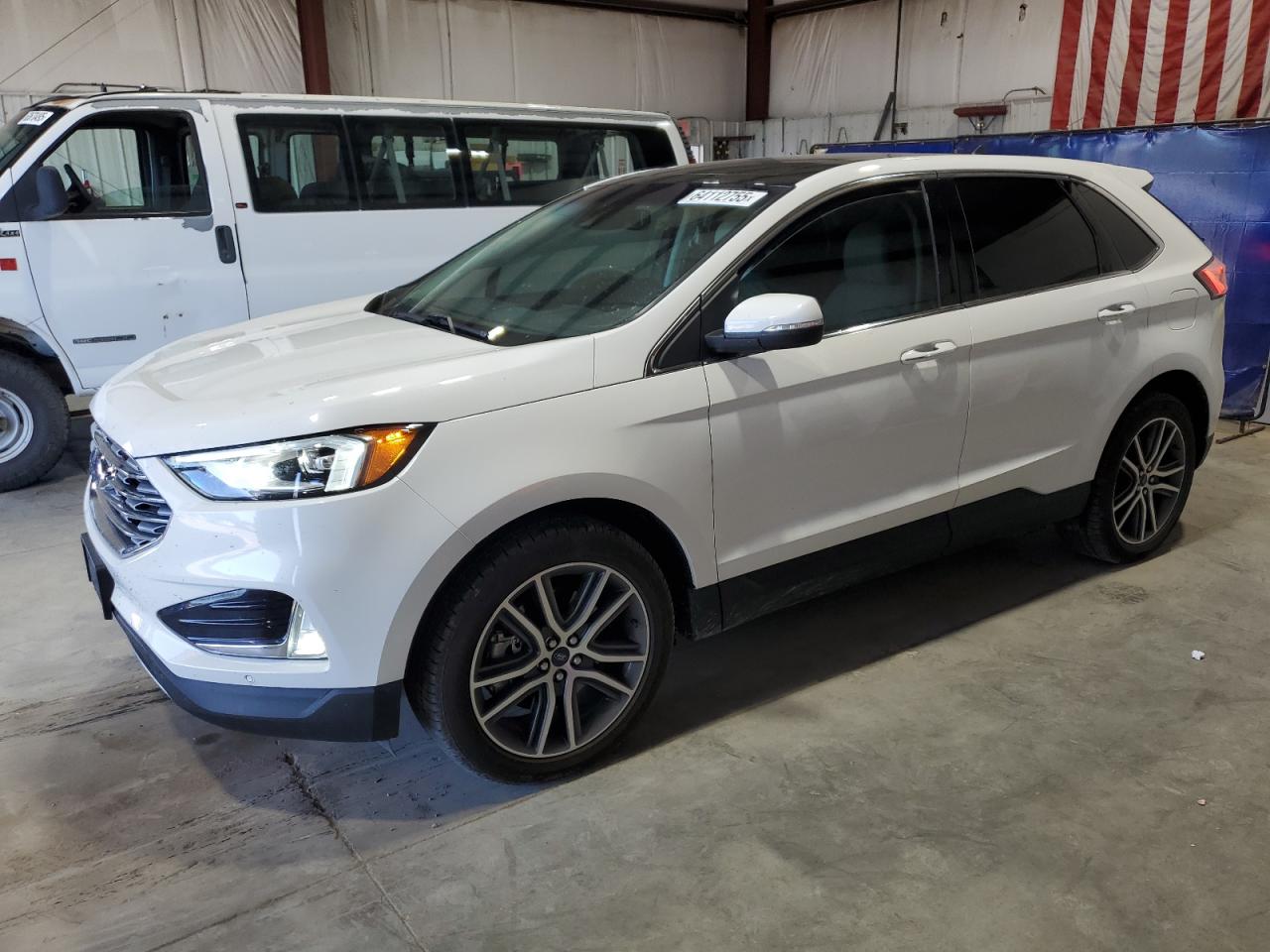 2020 Ford Edge titan