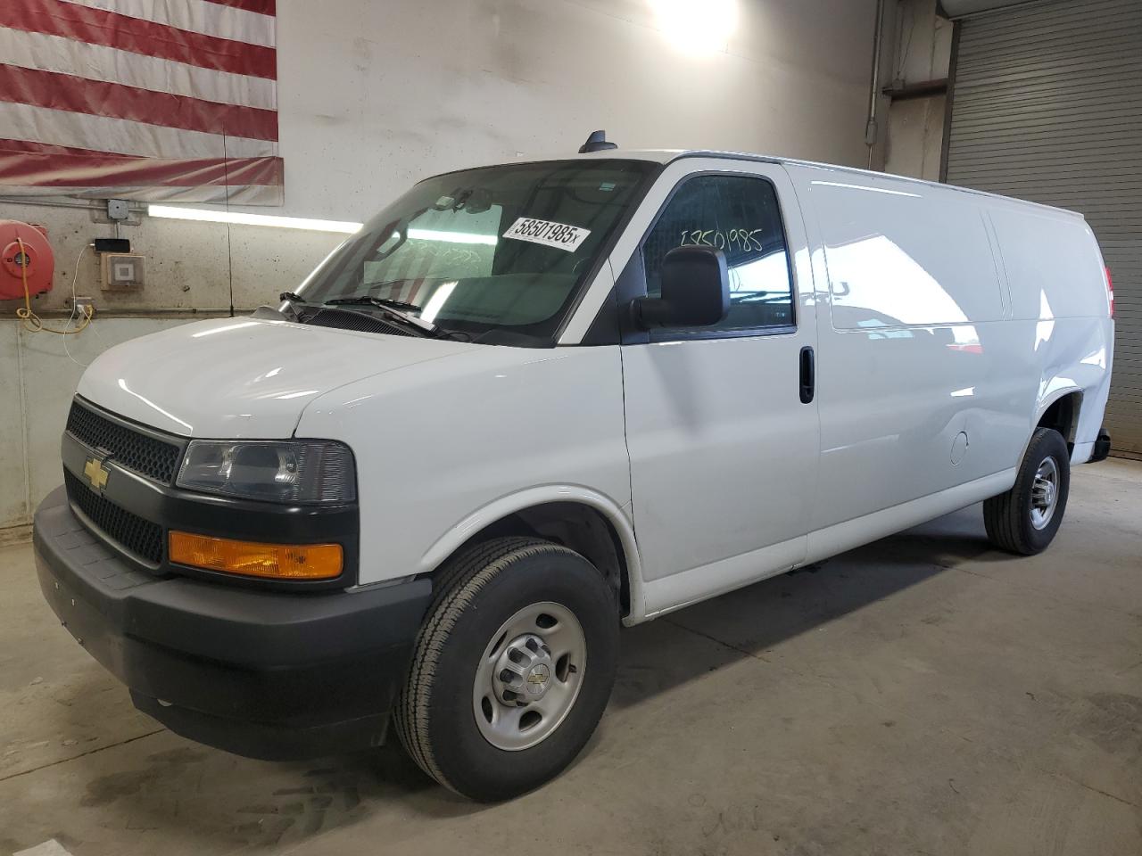 2023 Chevrolet Express g2