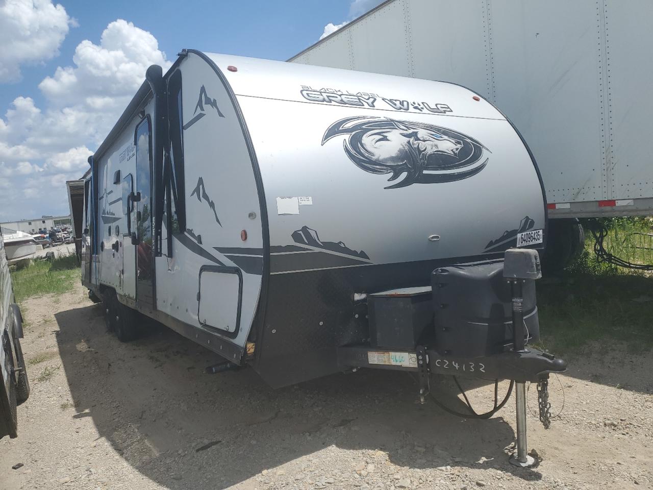 2022 Wildwood Grey wolf