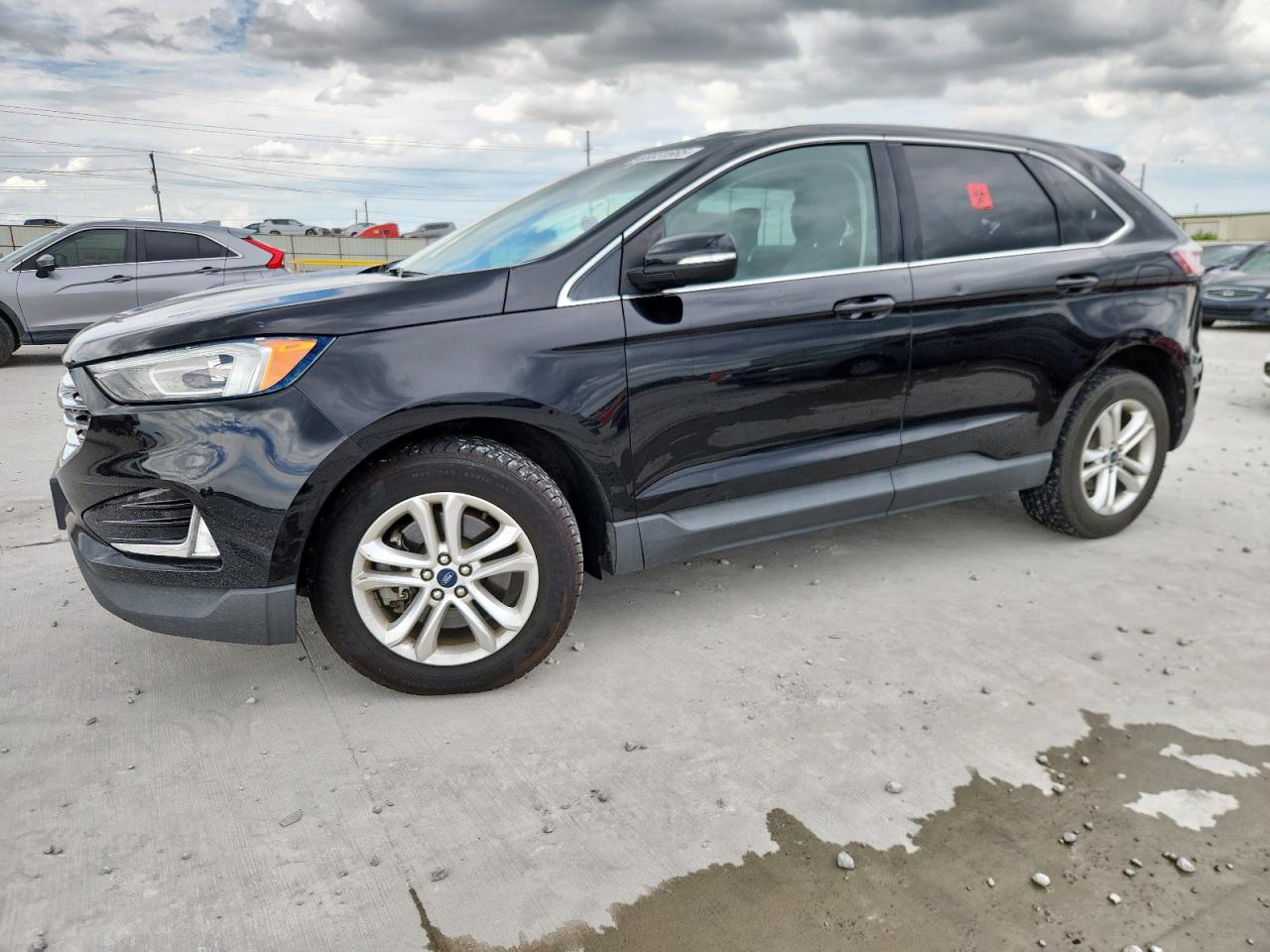 2019 Ford Edge sel