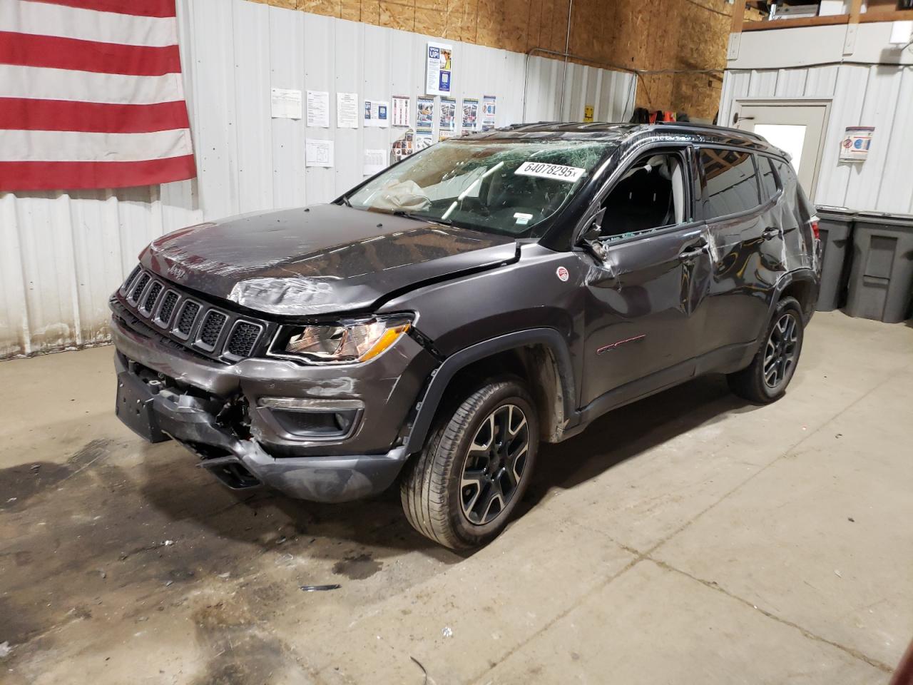 2020 Jeep Compass tr