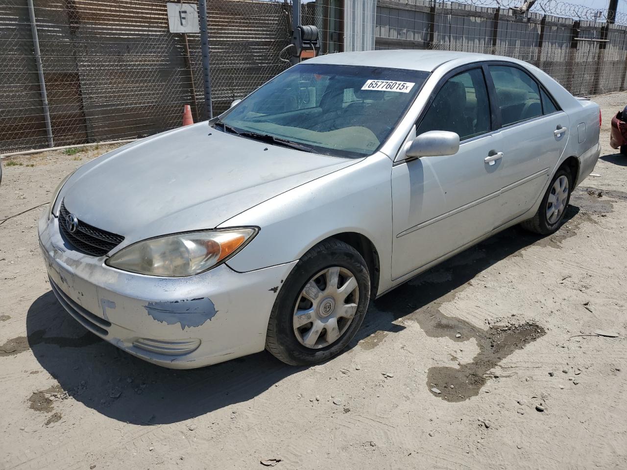 2004 Toyota Camry le