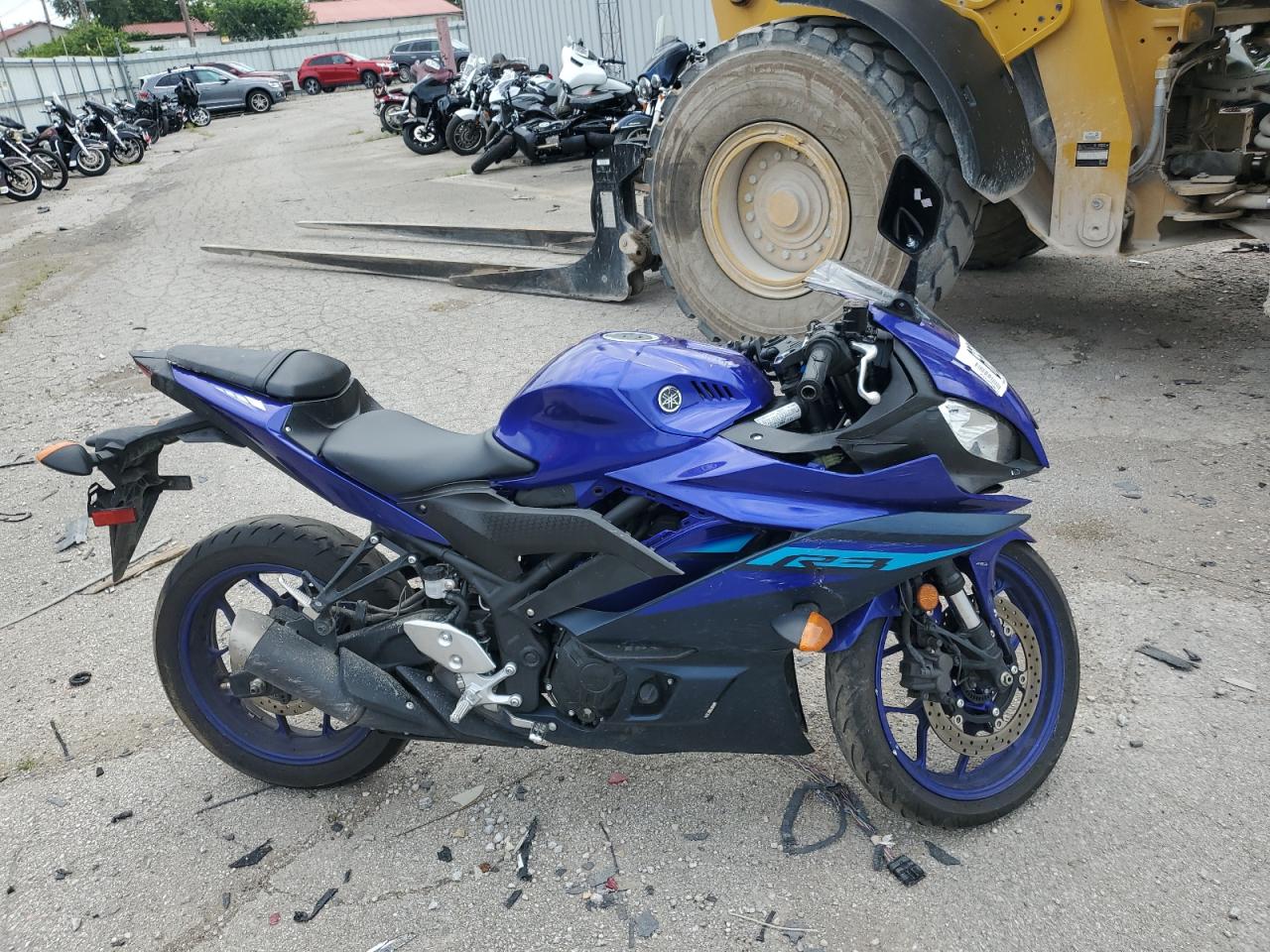 2024 Yamaha Yzfr3 a