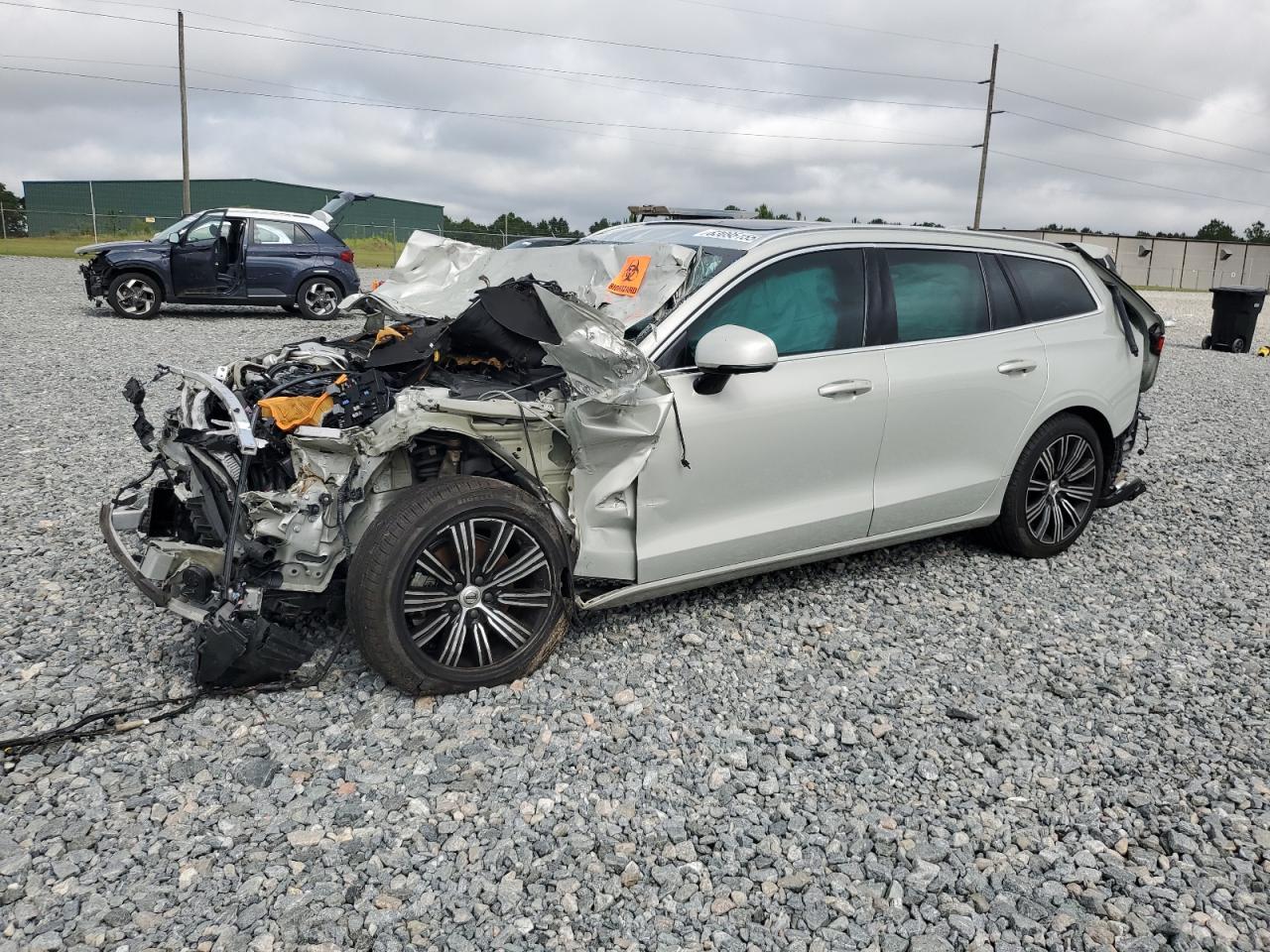 Volvo V60 t5 ins